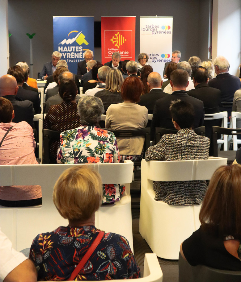 Signature des contrats bourg-centre