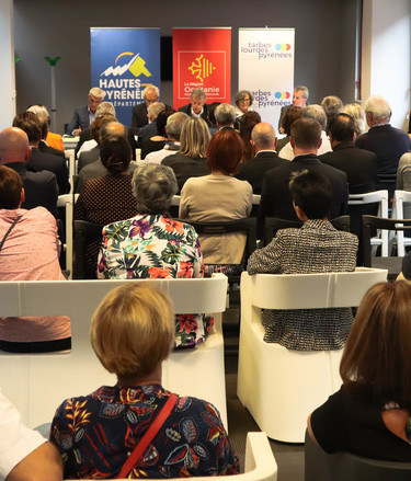 Signature des contrats bourg-centre