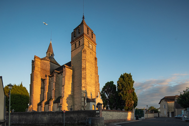 Promenade dans le village d’Ibos et ses lieux symboliques